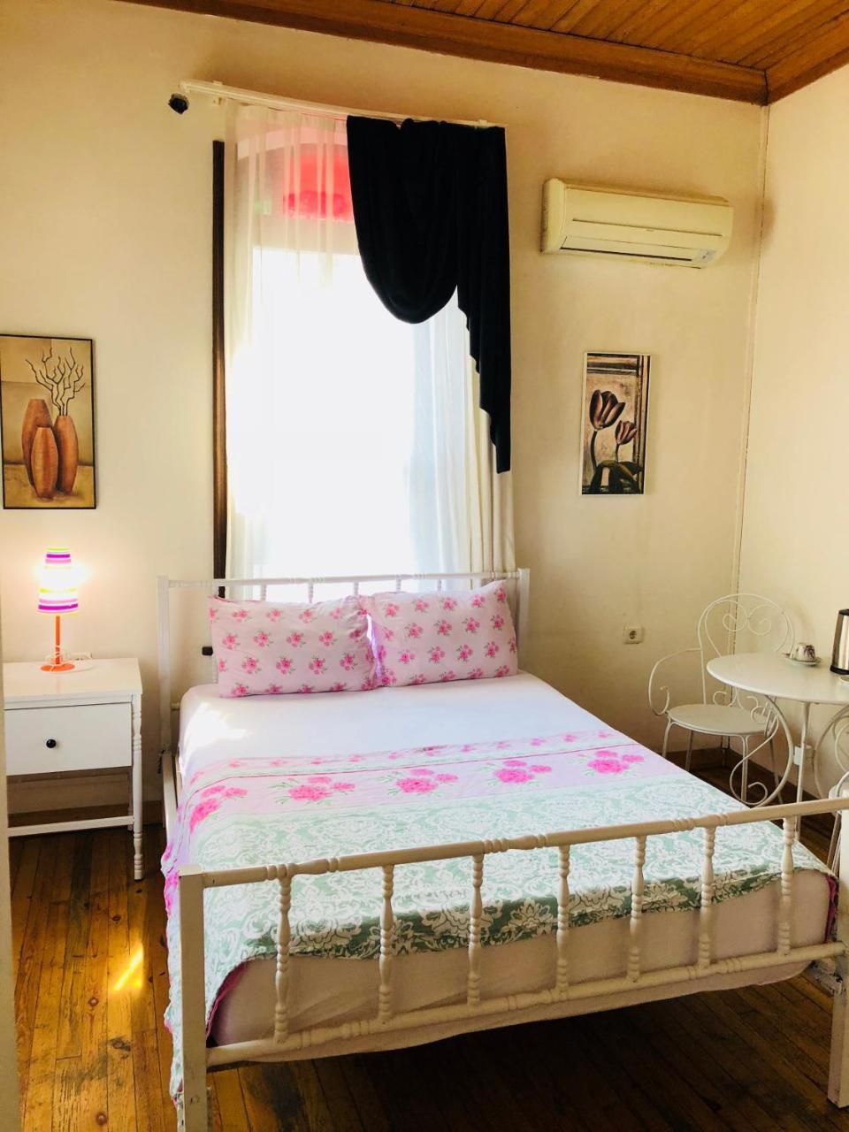 Pastor Historical Apart-Hotel The Gulf Of Izmir Zewnętrze zdjęcie