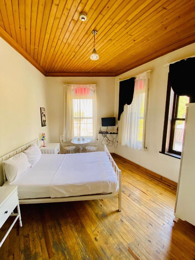 Pastor Historical Apart-Hotel The Gulf Of Izmir Zewnętrze zdjęcie